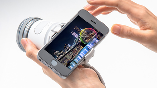 Olympus Air A01 Turns Your Phone Into a Lens-Swapping 16 MP Shooter